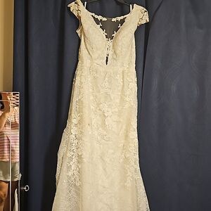 Galina Signature Beaded Mermaid Wedding Dress with Free Veil